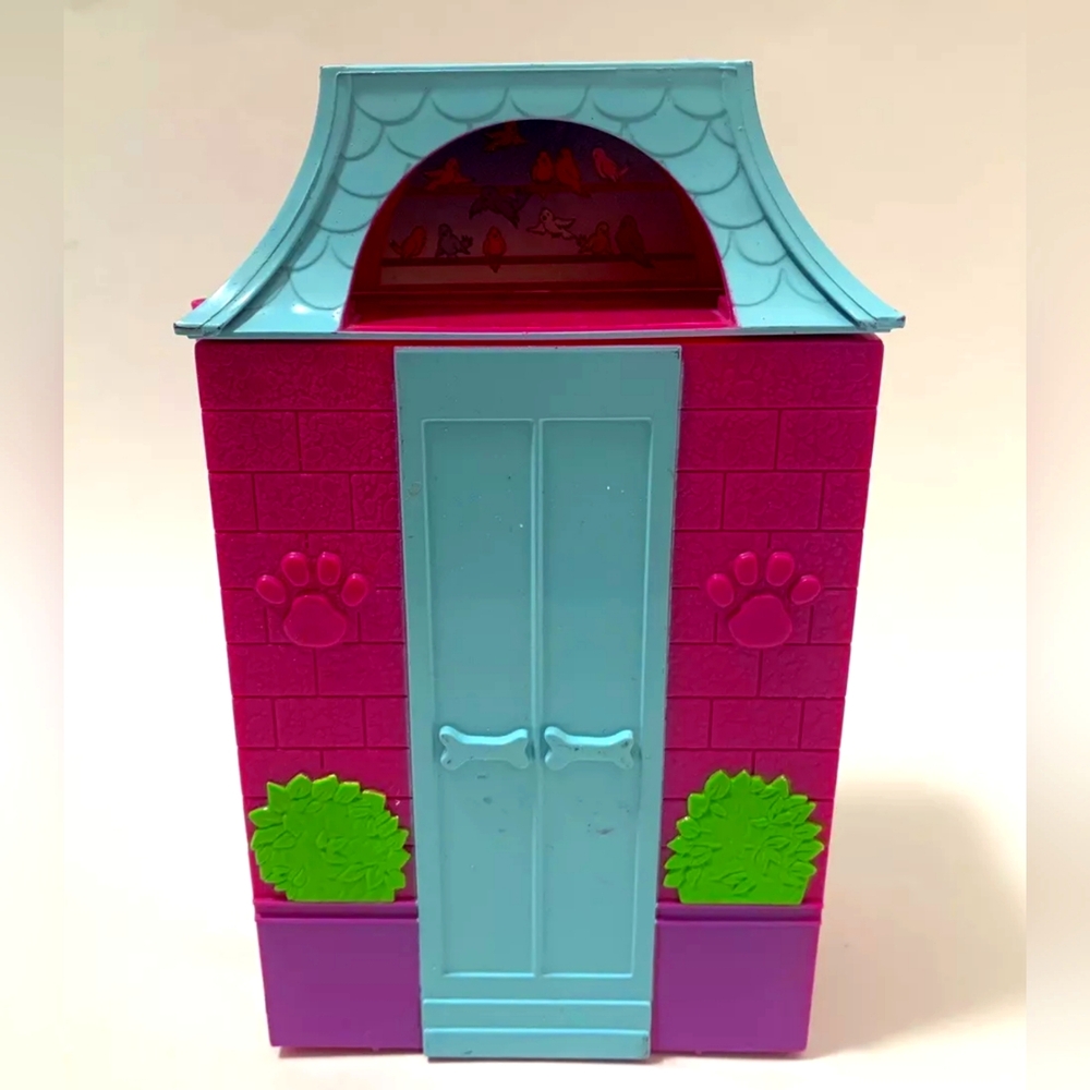 Mattel Polly Pocket Foldable Dog House Pet Salon 2007
